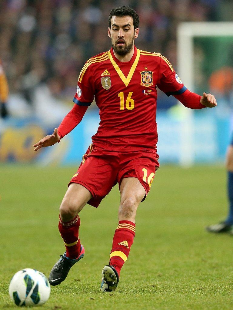 770x1030 Busquets Image, Phone