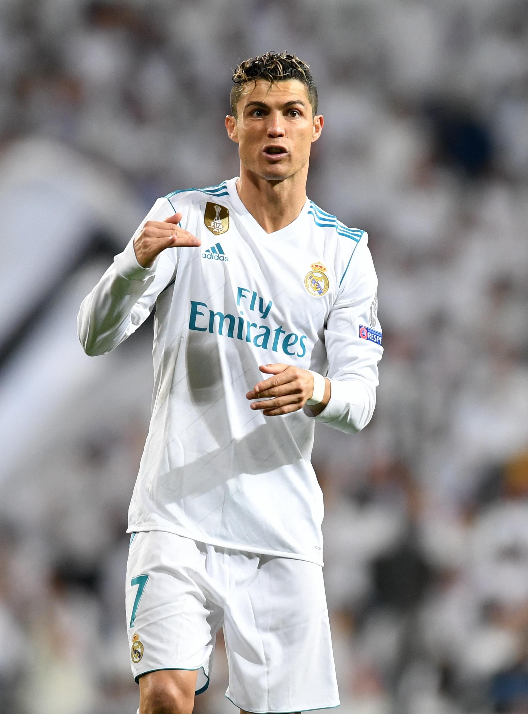 1830x2470 Real Madrid superstar Cristiano Ronaldo, Phone