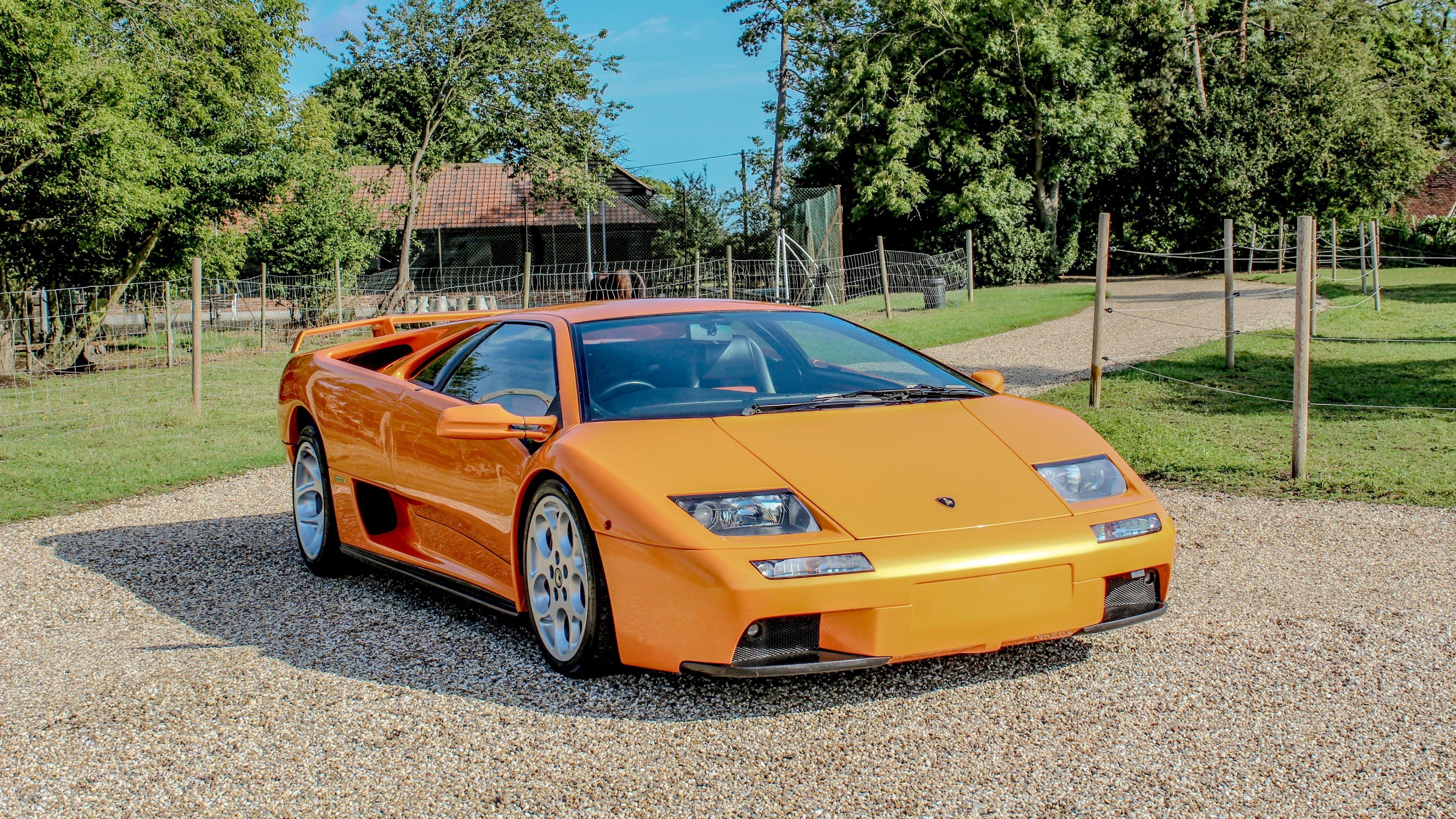 3840x2160 Download Wallpaper  Lamborghini diablo, Side view, Sports, Desktop