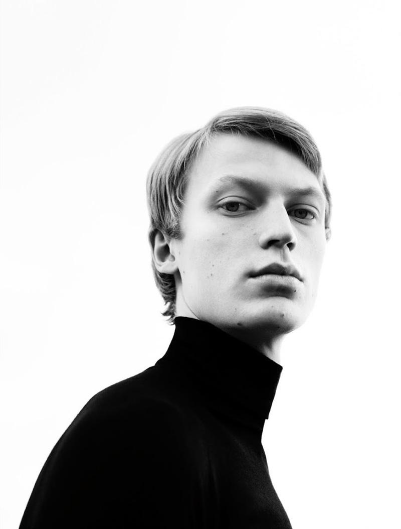 800x1060 Jonas Glöer by Willy Vanderperre Young!, Phone