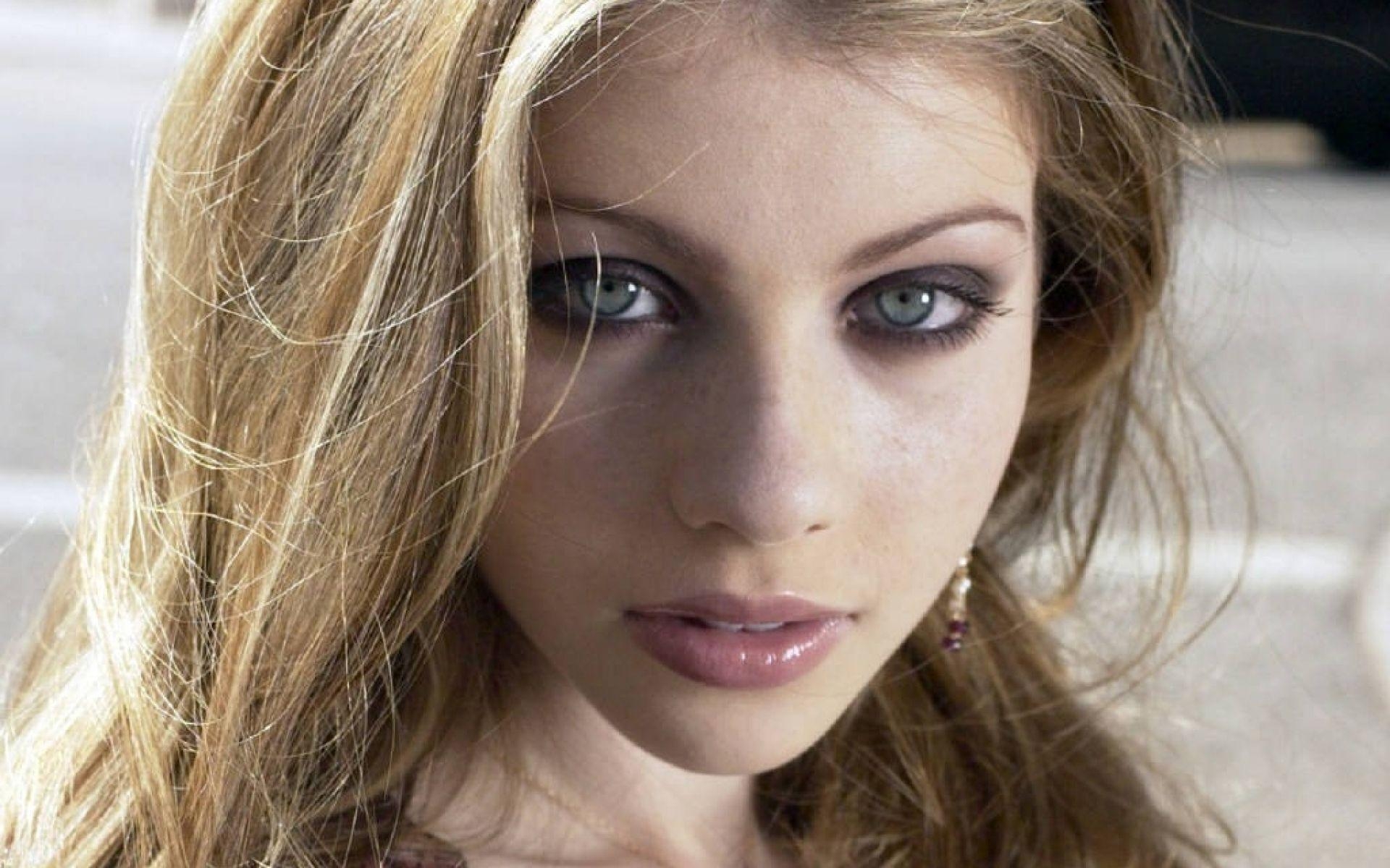 1920x1200 Michelle Trachtenberg wallpaper, Desktop