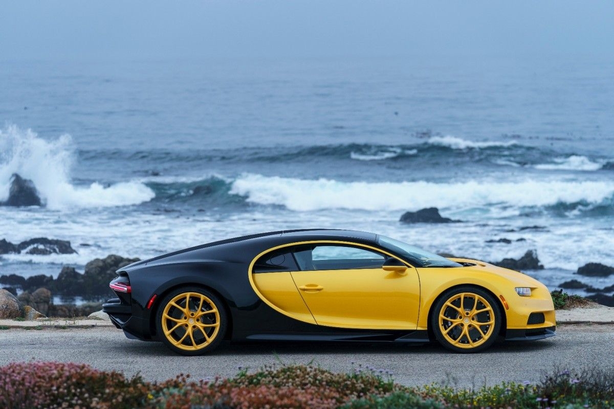 1200x800 Bugatti adds buzz to Pebble Beach with first $3 million Chiron, Desktop