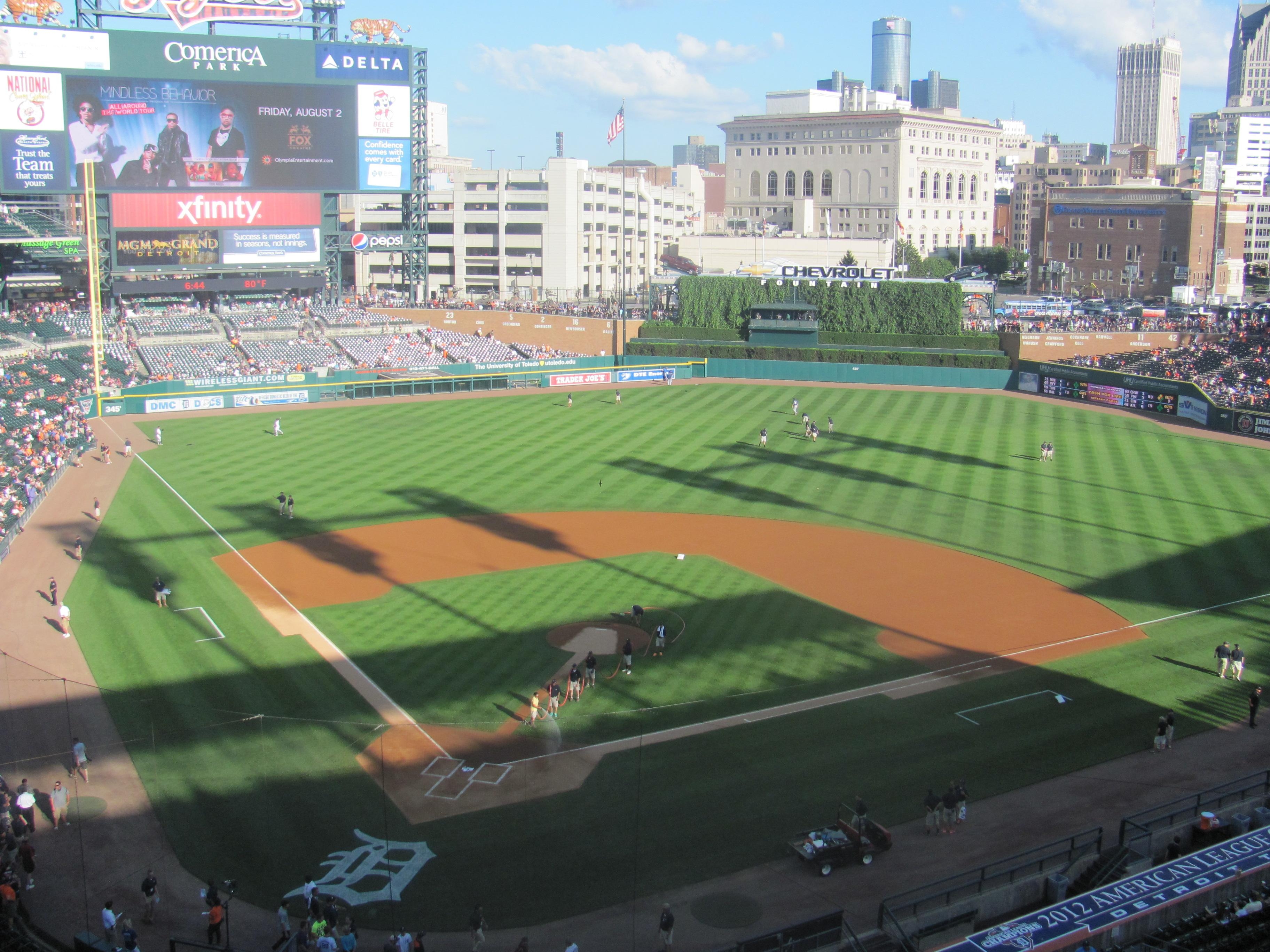 3650x2740 Comerica Park Concierge, Desktop