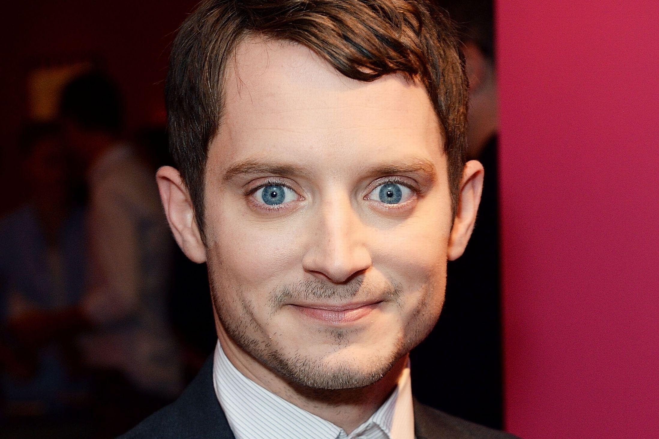 2200x1470 Elijah Wood Wallpaper, Picture, Image, Desktop