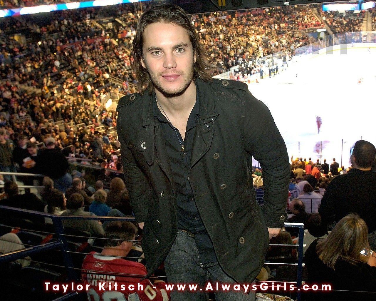 1280x1030 Actor Taylor Kitsch Image 03. hdwallpaper, Desktop