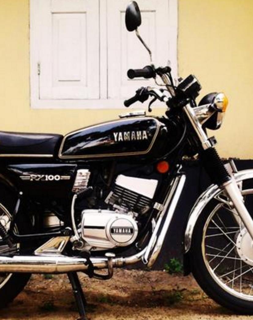 830x1050 Read Yamaha Rx 100 Review And Check The Mileage, Shades, Phone