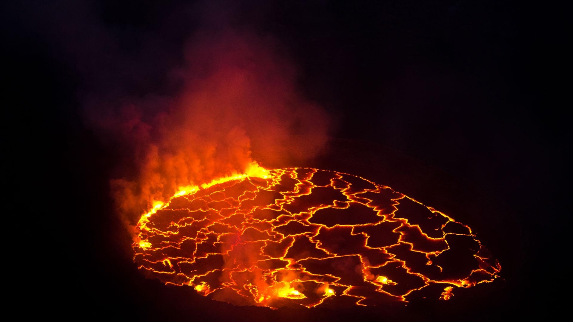 1920x1080 Mount Nyiragongo World Safaris, Desktop