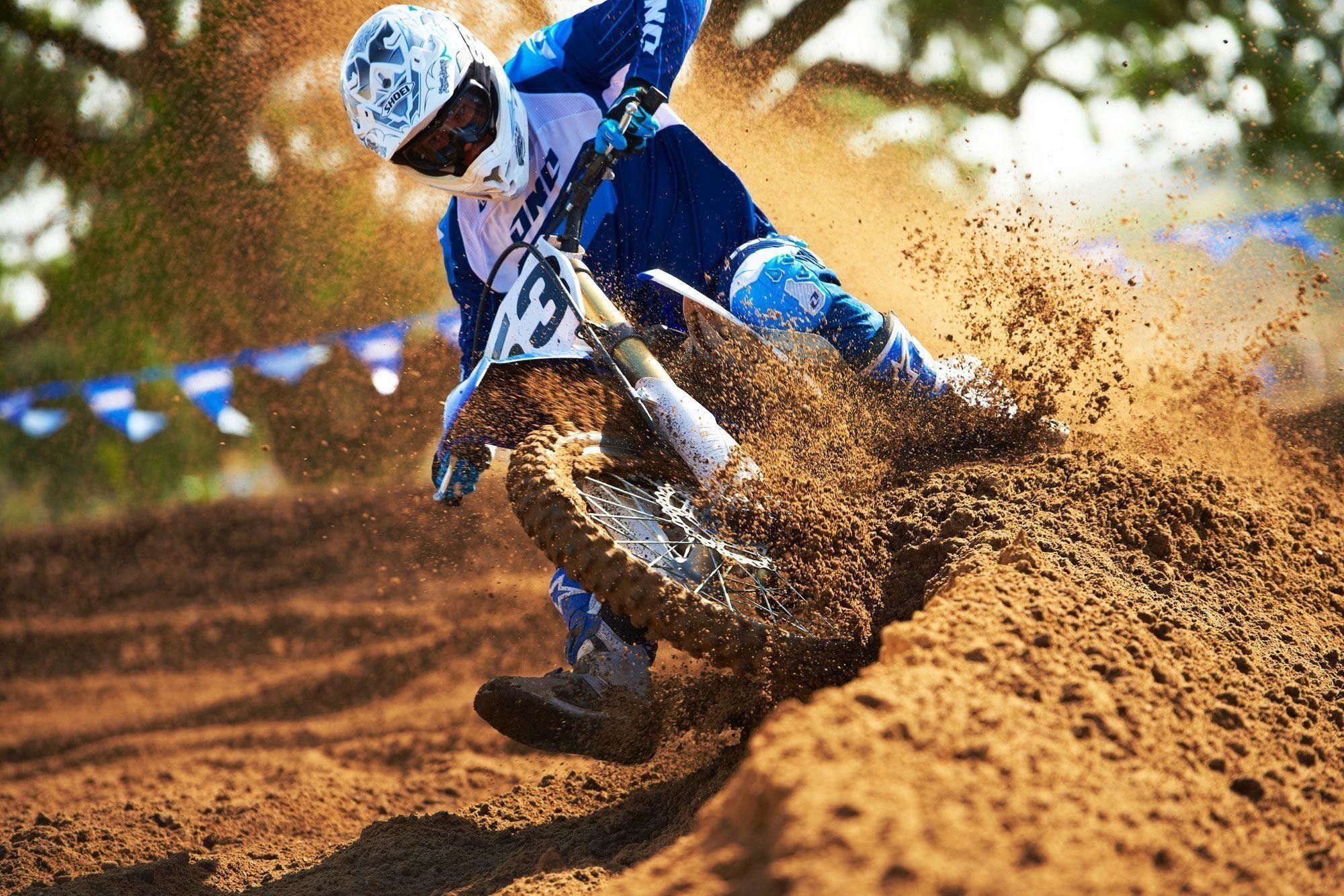 2000x1340 Yamaha Dirt Bike Wallpaper Free Yamaha Dirt Bike Background, Desktop