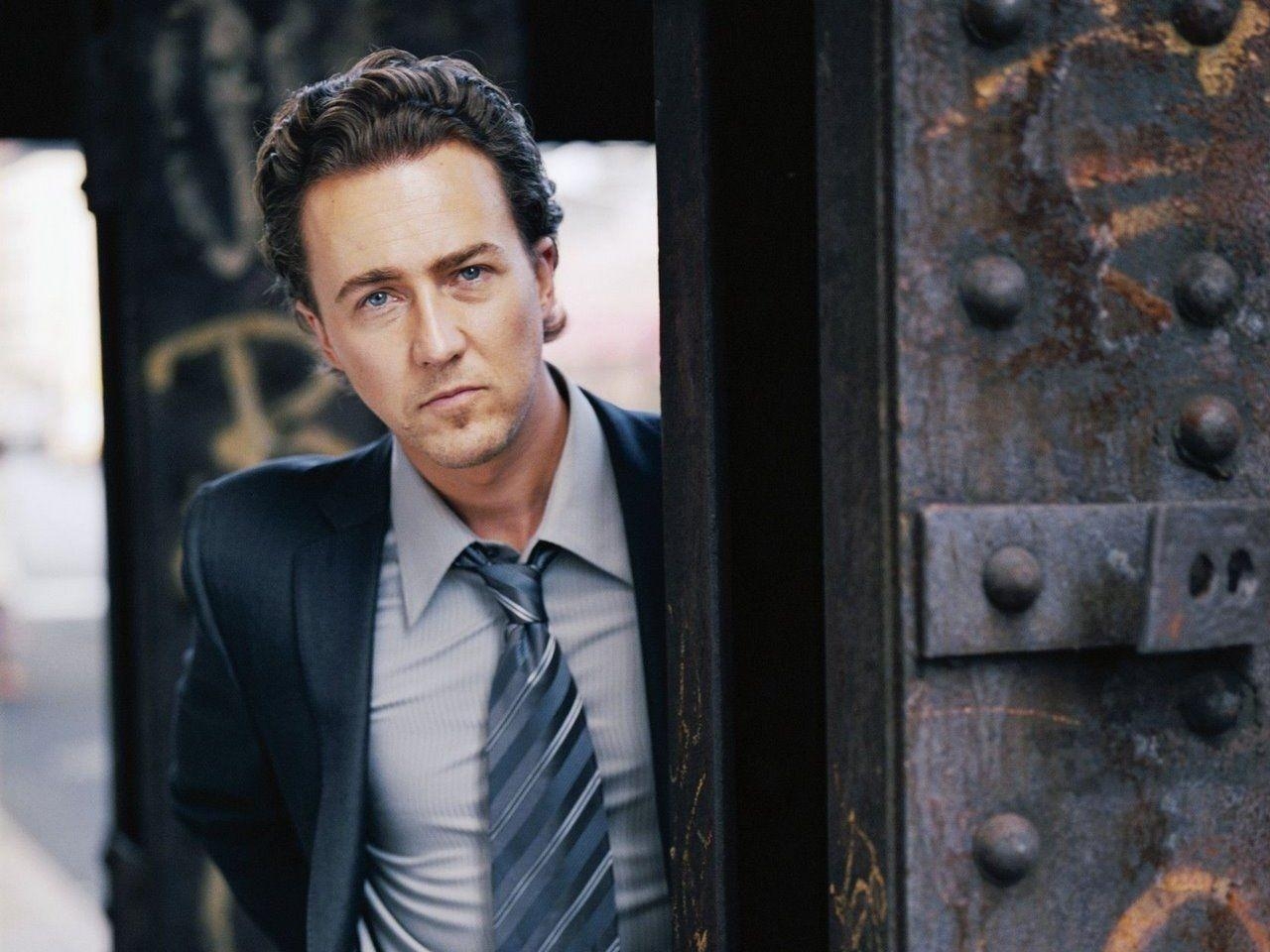 1280x960 QQ Wallpaper: Edward Norton Wallpaper and Image, Desktop