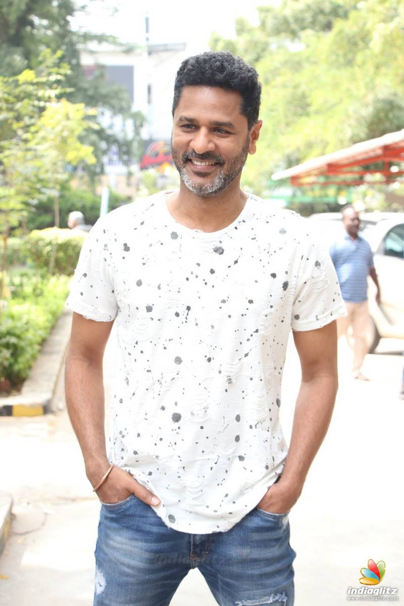 800x1200 Prabhu Deva Photo Actor photo, image, gallery, stills, Phone