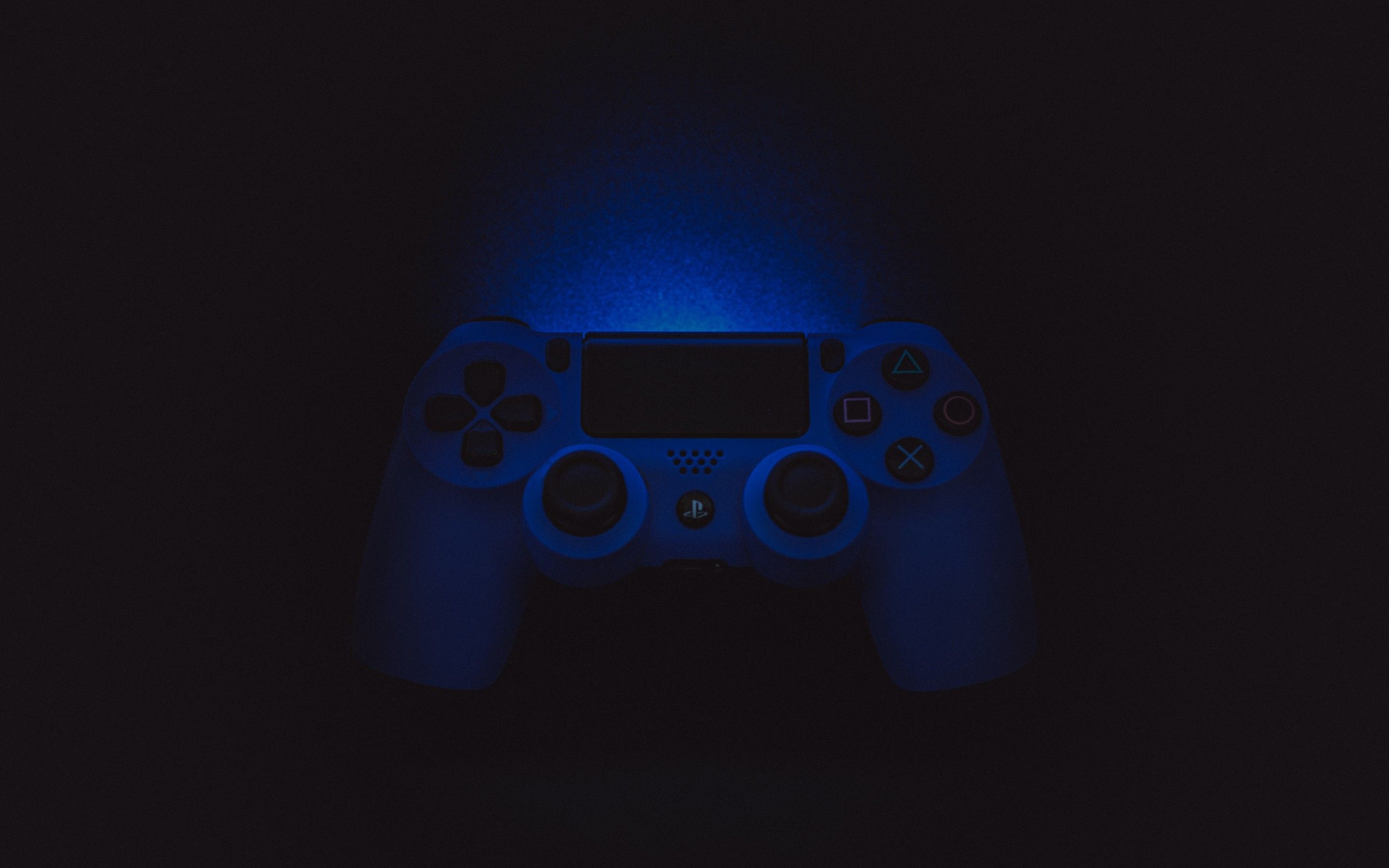 2880x1800 Sony DualShock 4 4K Wallpaper, Black Background, PlayStation 4 Controller, Gamepad, PS Game Controller, Black Dark, Desktop