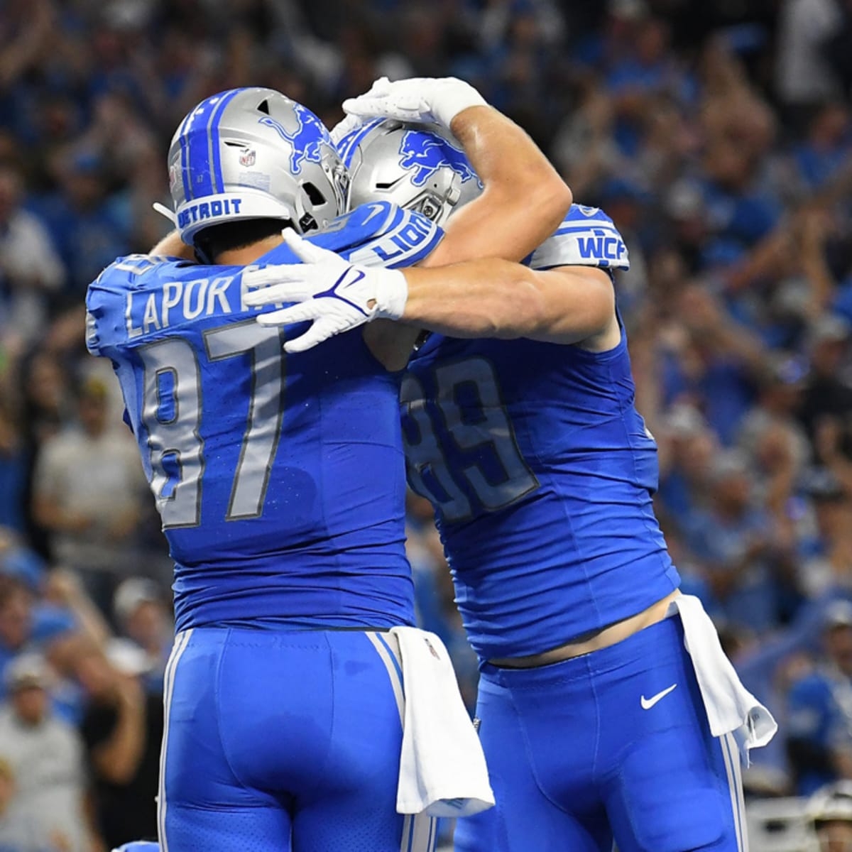 1200x1200 Detroit Lions Sam LaPorta sets tight, Phone