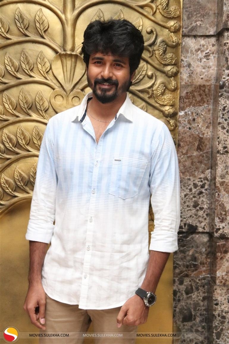 770x1160 of Siva Karthikeyan Picture, Siva Karthikeyan Stills, Siva, Phone