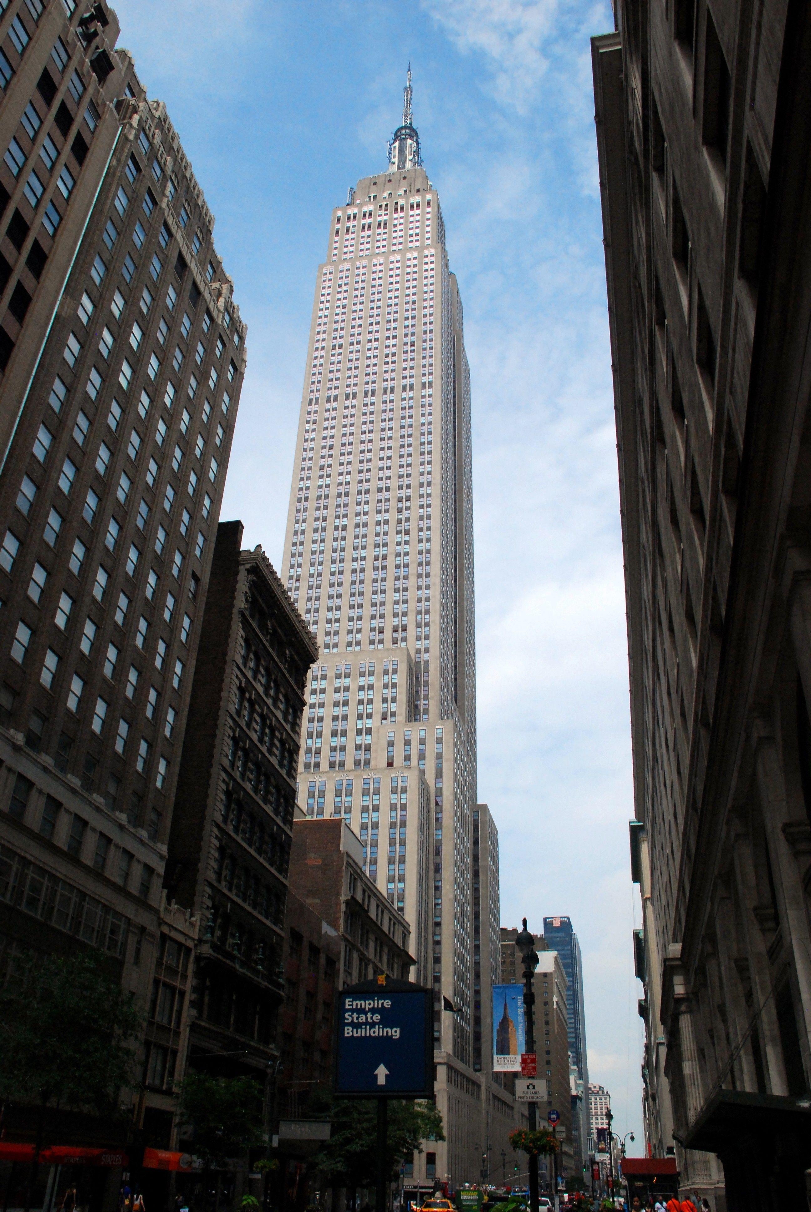 2600x3880 New york city manhattan empire state building wallpaper, Phone