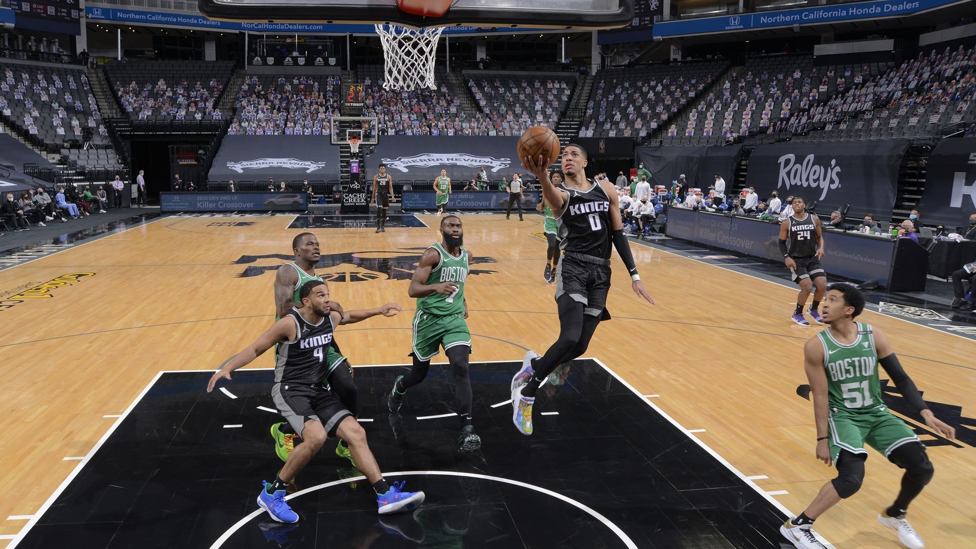 1920x1080 Tyrese Haliburton shrugs off career night in Kings' win over Celtics, Desktop