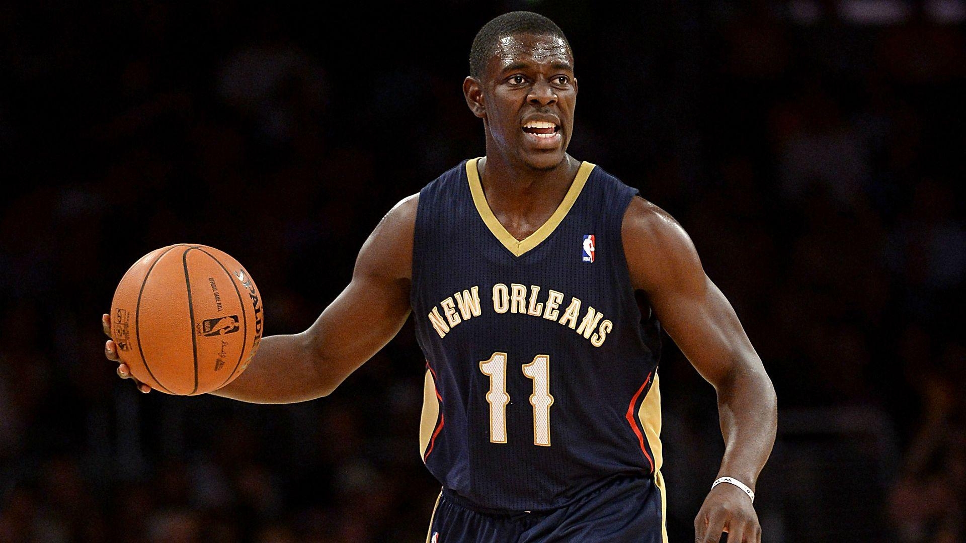 1920x1080 The Sixers Will “Look Hard” at Bringing Back Jrue Holiday, Desktop