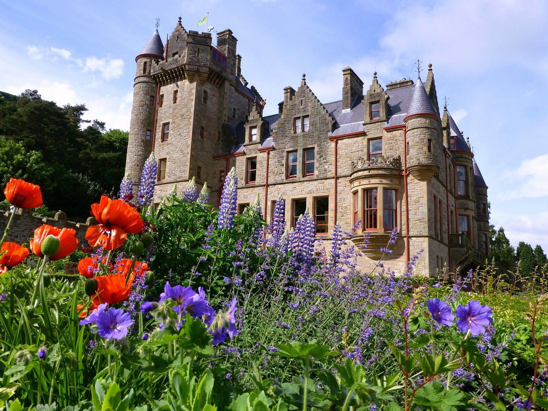 1920x1440 Medieval: Belfast Castle Ireland Flowers Background Picture, Desktop