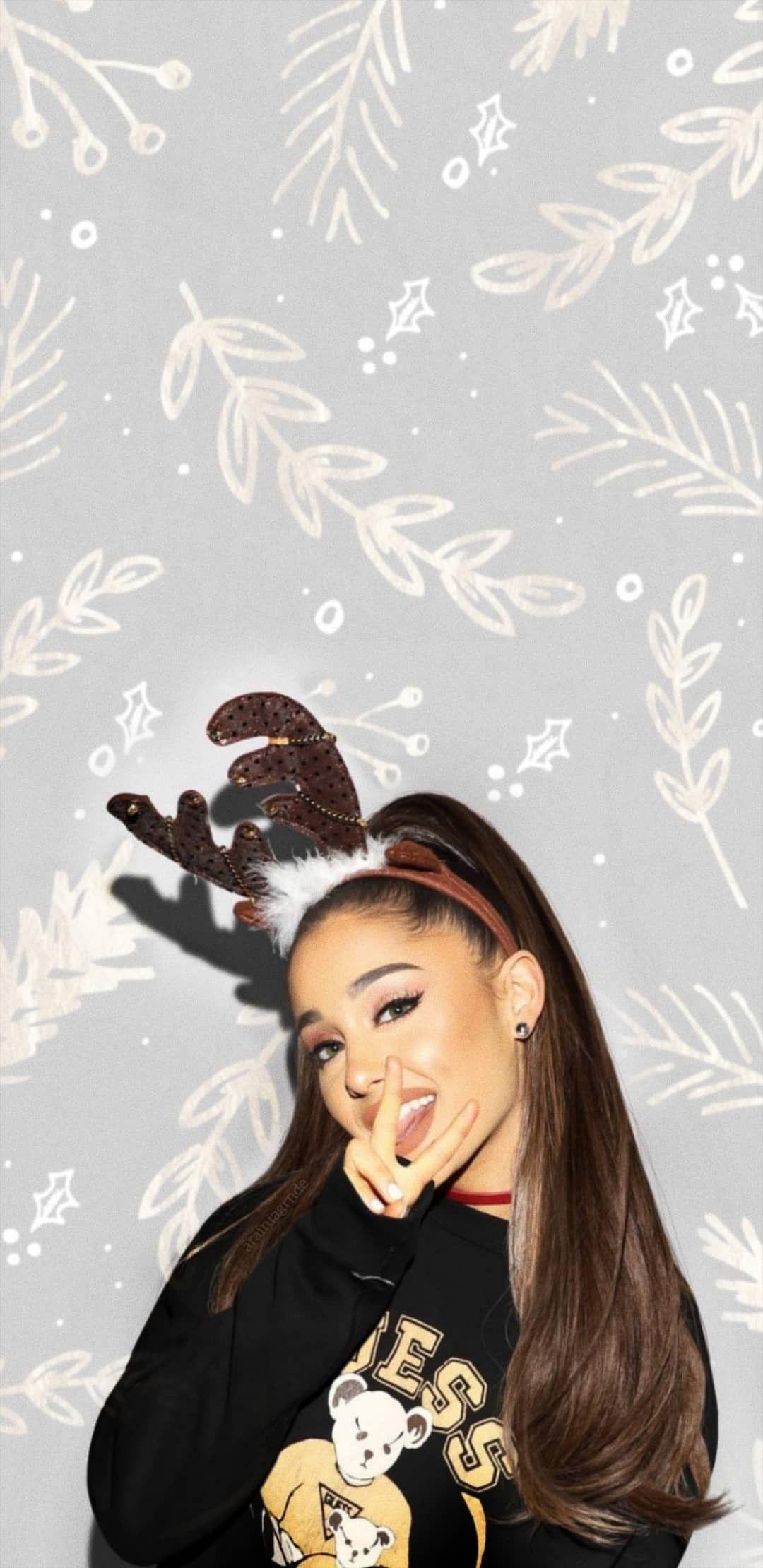 1080x2220 ariana christmas wallpaper. Christmas Wallpaper☃ in 2019, Phone