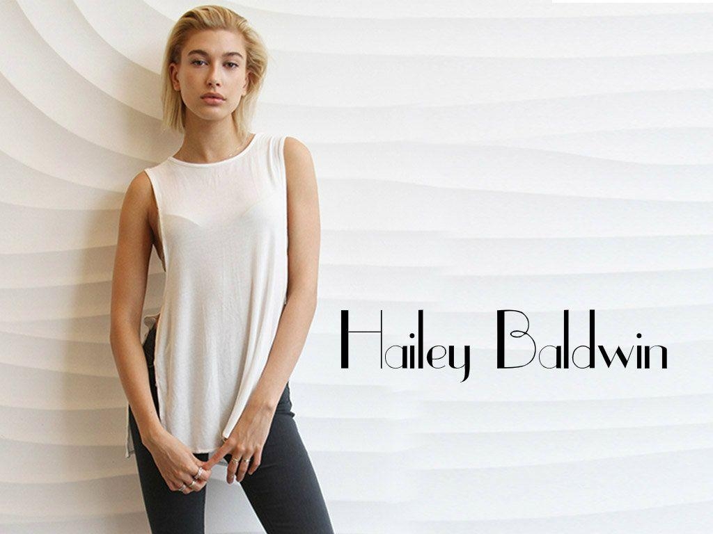 1030x770 Hailey Baldwin Wallpaper and Background Image, Desktop