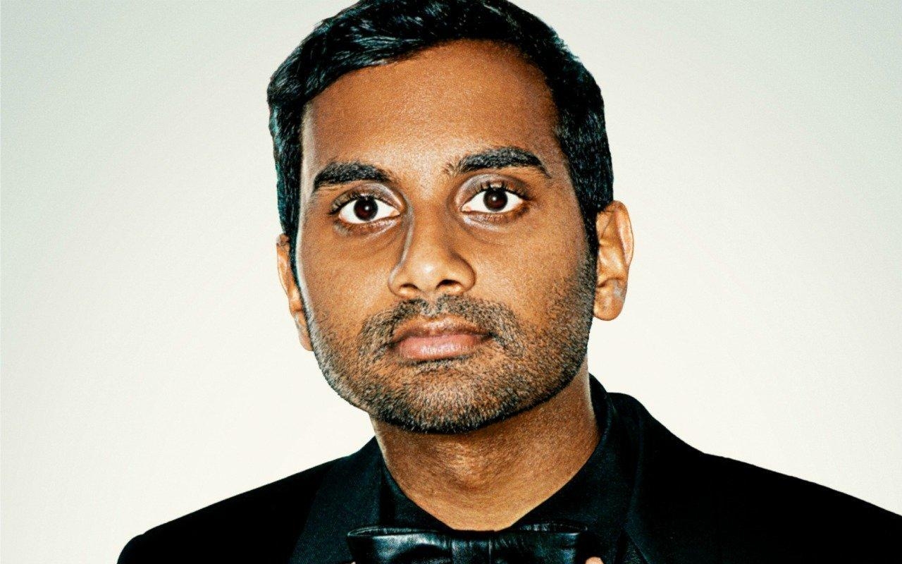 1280x800 Aziz Ansari of Parks and Recreation brings arena tour to San Diego, Desktop