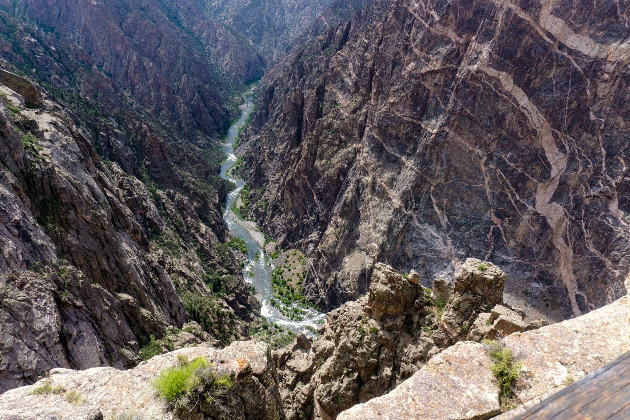 2050x1370 The Black Canyon of the Gunnison Is Really More of a Dark Russet, Desktop