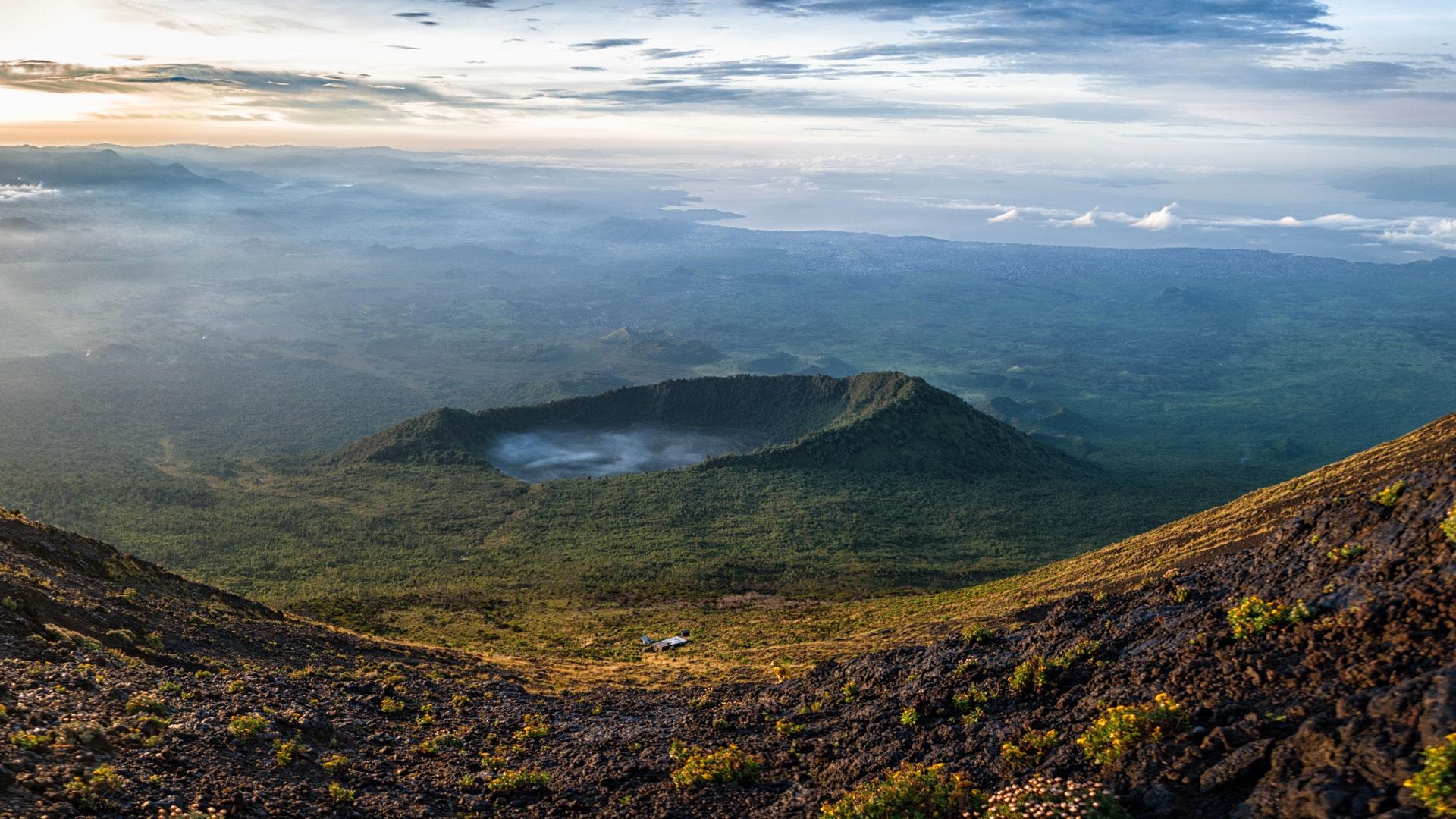 1920x1080 Mount Nyiragongo Summit Huts World Safaris, Desktop