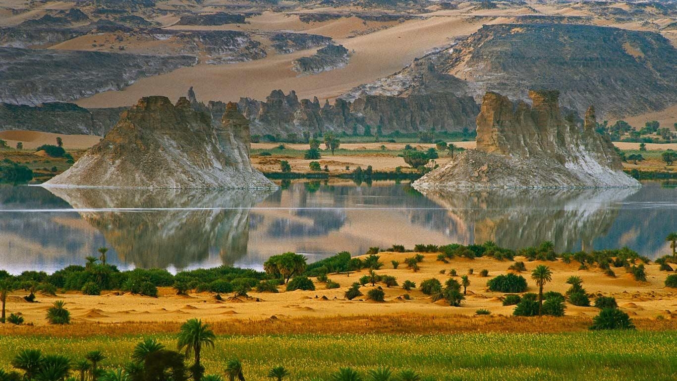 1370x770 Lake In The Ounianga Serir, Northern Chad © George Steinmetz Corbis, Desktop