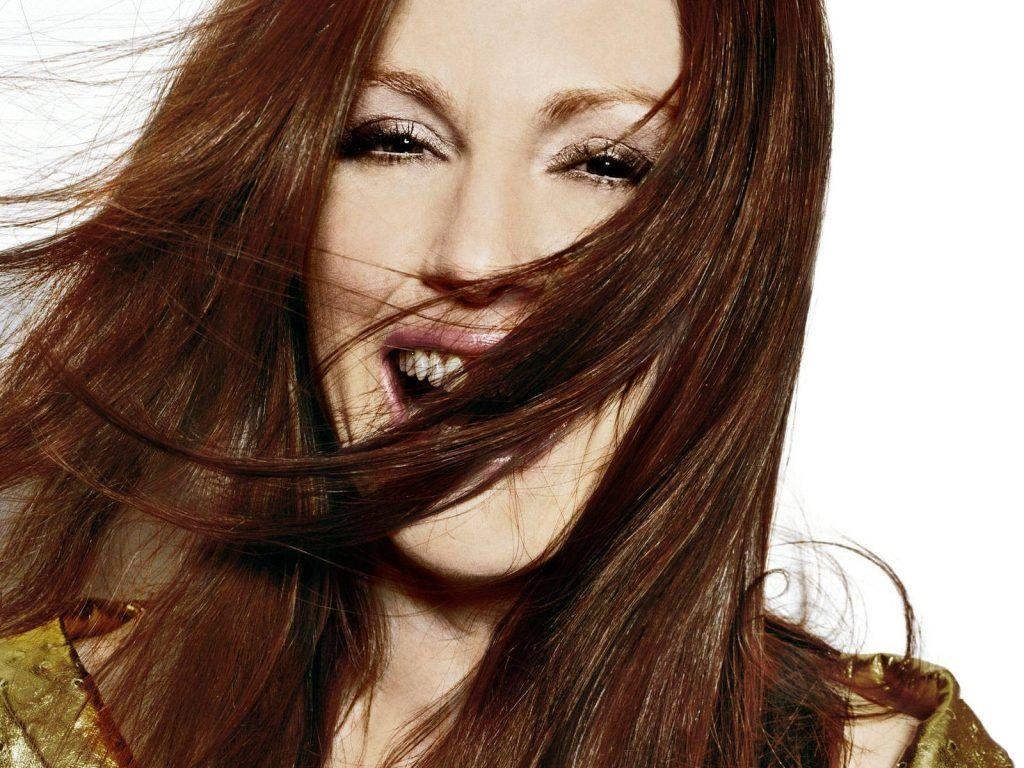 1030x770 HD Julianne Moore Wallpaper, Desktop