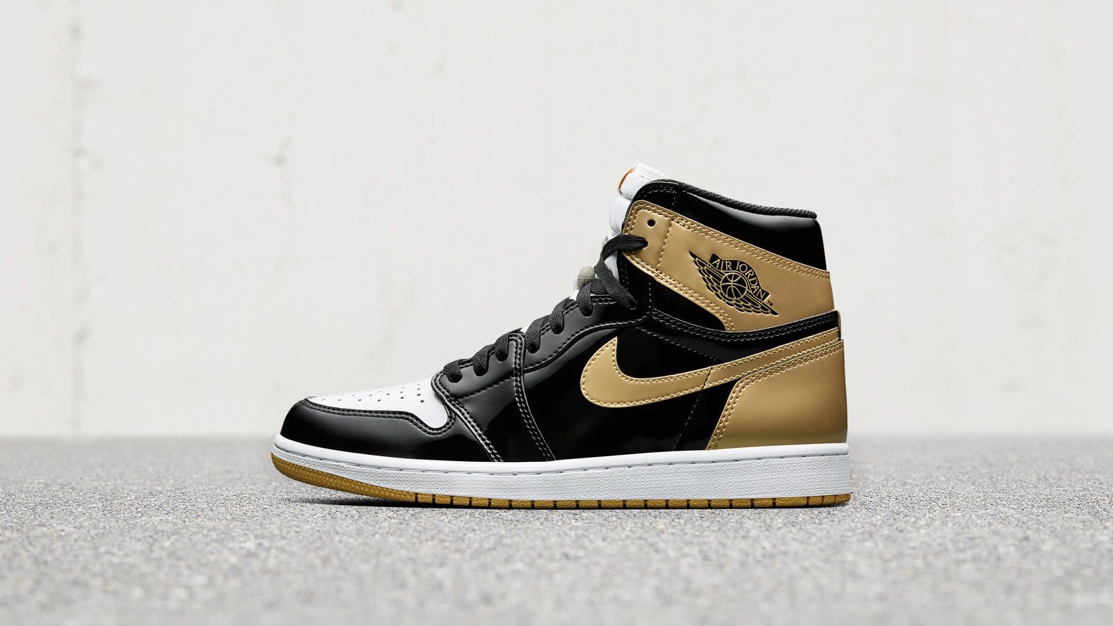 1600x900 Air Jordan 1 Gold, Desktop