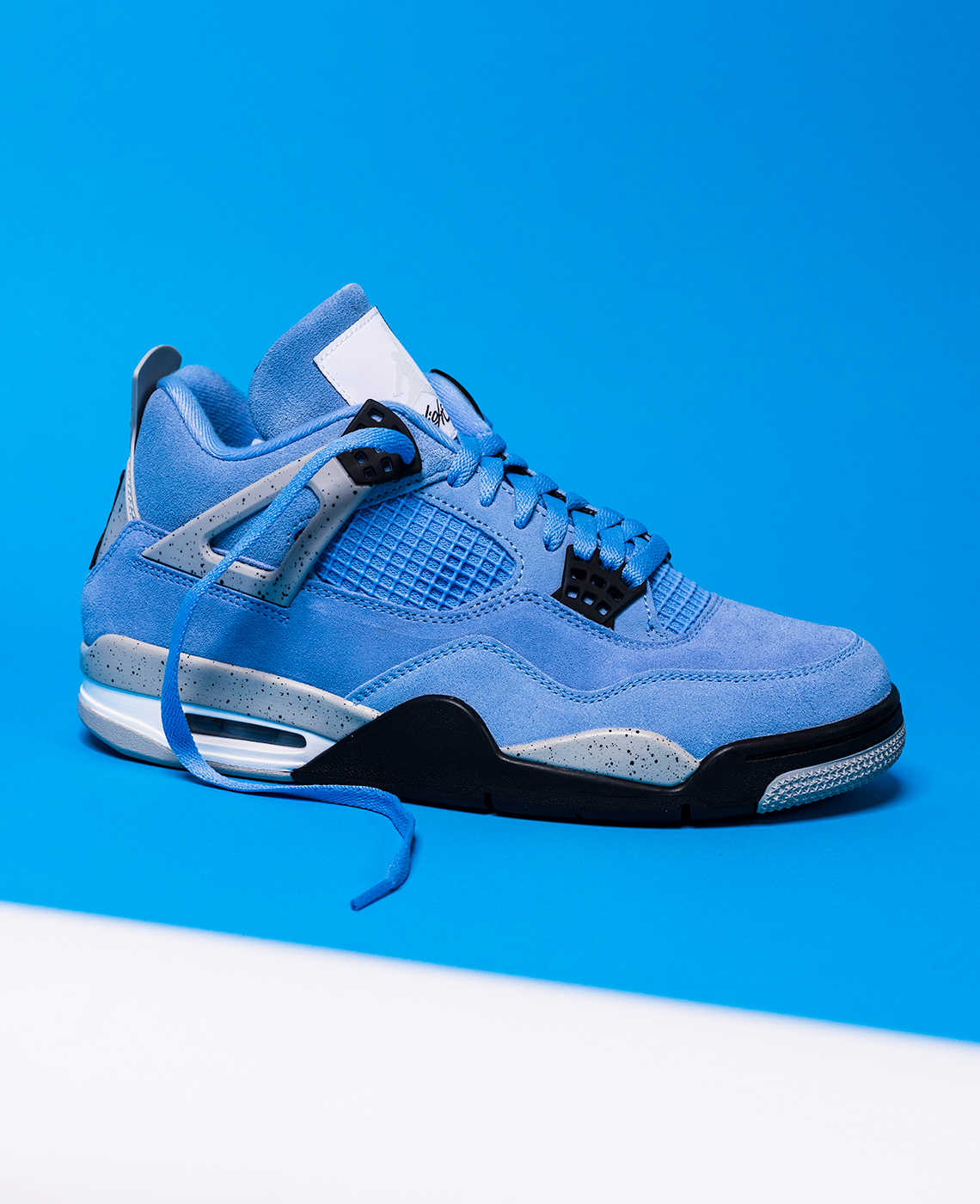 1140x1400 Air Jordan 4 University Blue CT8527 400 UNC, Phone