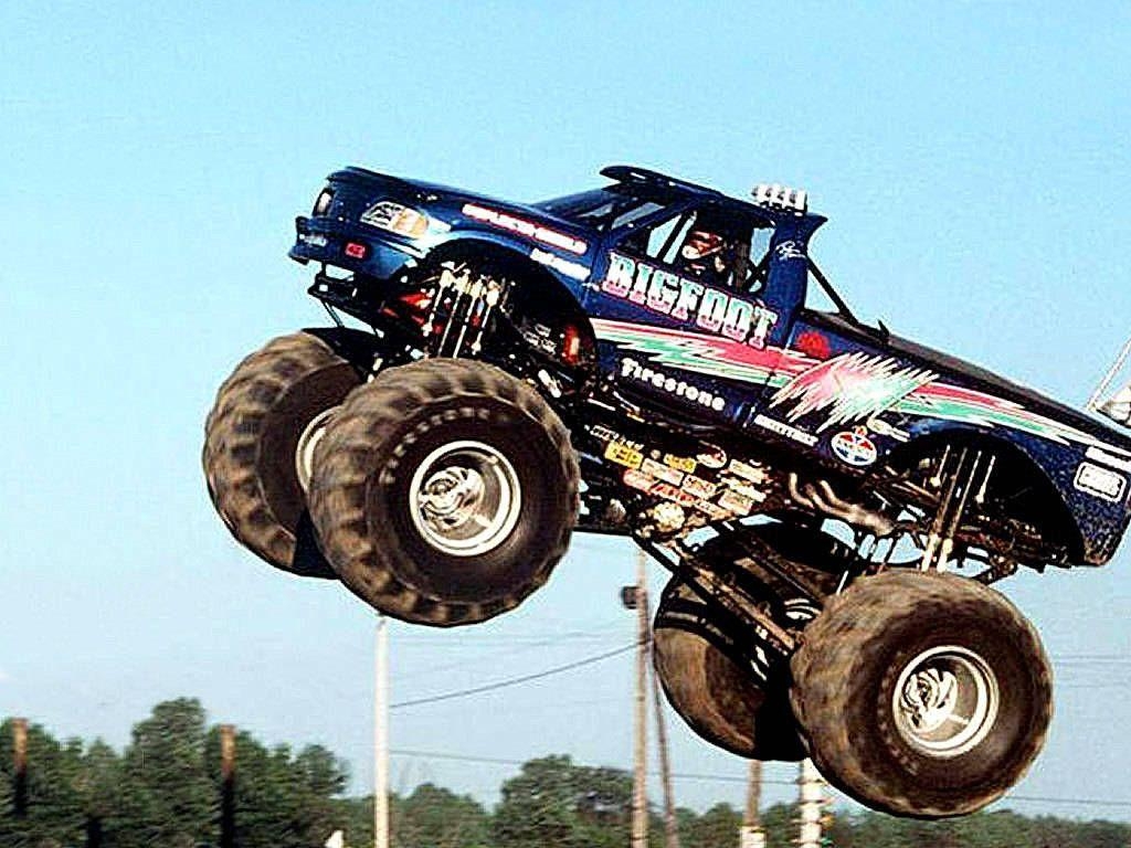 1030x770 Monster trucks. Monster, Desktop