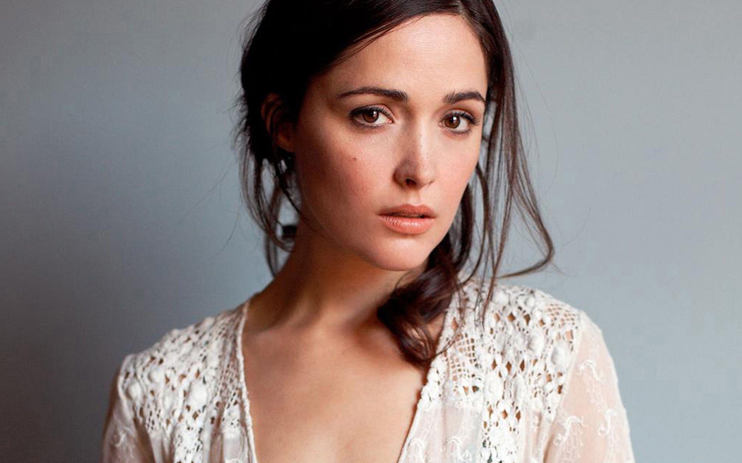 2560x1600 Rose Byrne Wallpaper High Resolution and Quality Download, Desktop