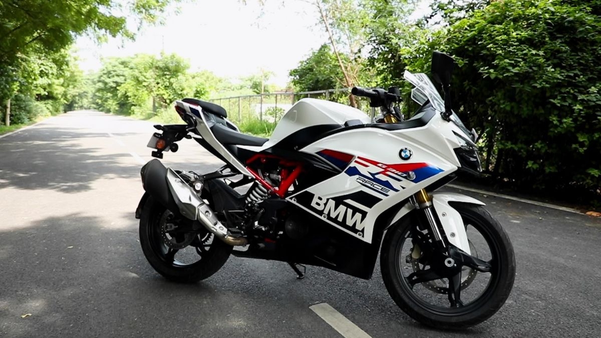 1200x680 BMW G310RR Review: Looks Like A Litre Class, Rides Desi, Desktop