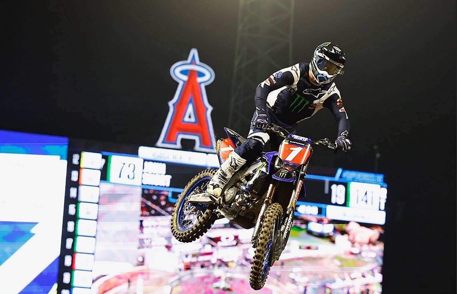 1600x1030 Eli Tomac of Cortez crashes, comes back to win opening Supercross in Anaheim, Desktop