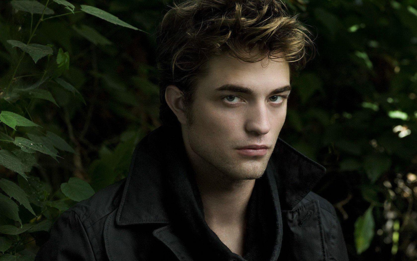 1680x1050 Robert Pattinson in Twilight Exclusive HD Wallpaper, Desktop