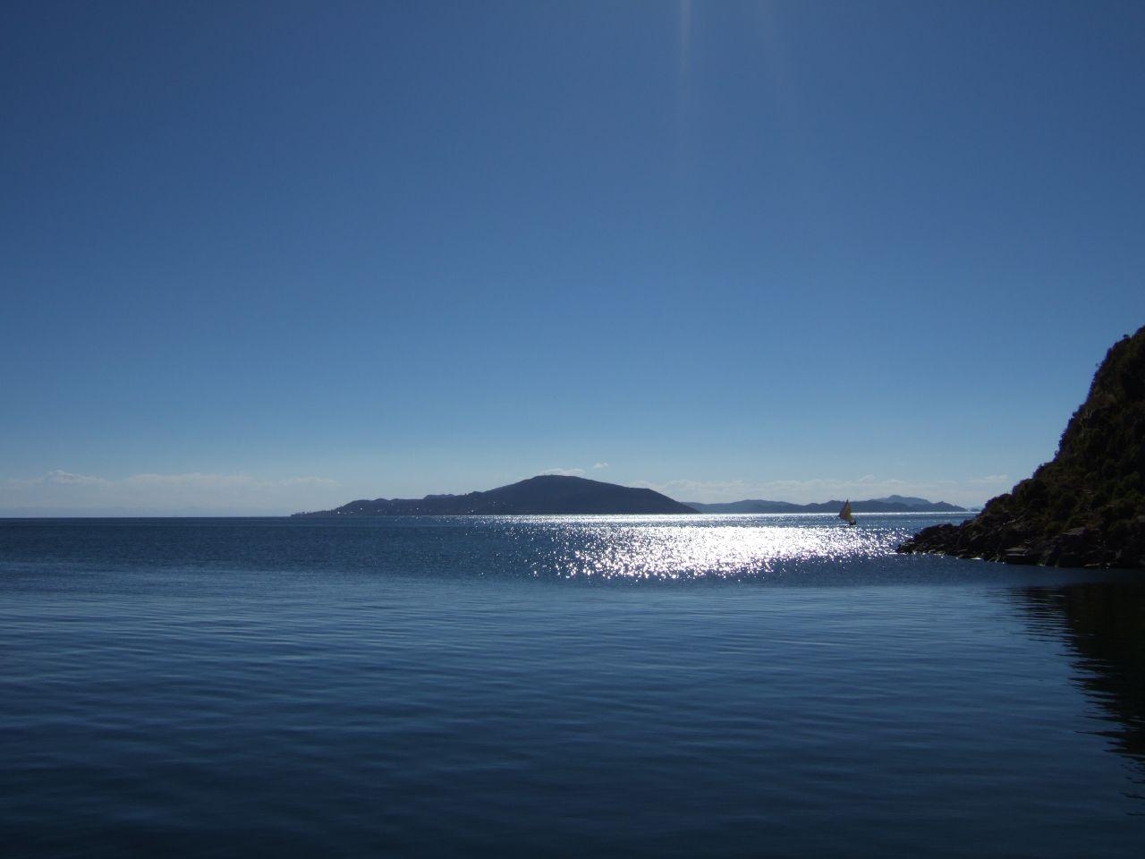 1280x960 Lake Titicaca Tourist Information, Facts & Location, Desktop