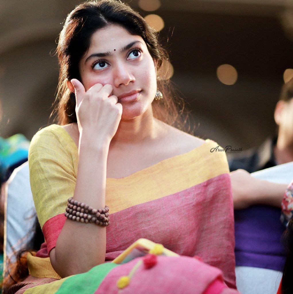 1030x1030 Saipallavi Ultra HD Stills, Phone