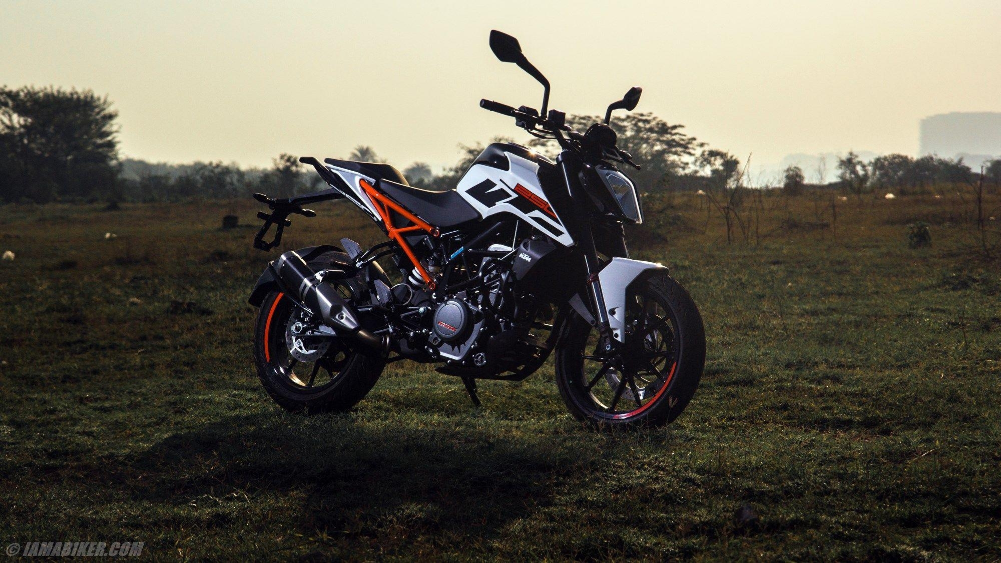 2000x1130 KTM Duke 250 HD wallpaper, Desktop