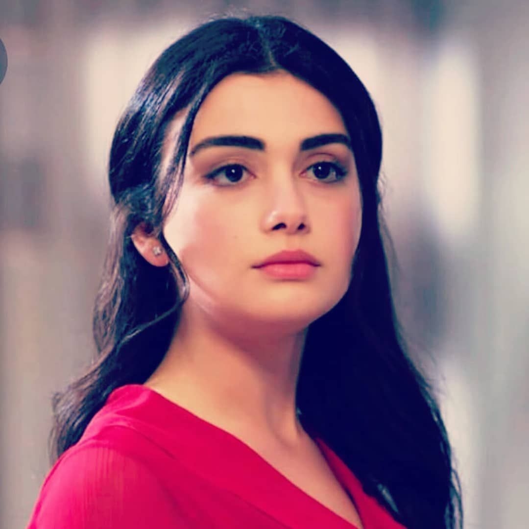 1080x1080 Ozge Yagiz. Beauty girl, Turkish beauty, Gorgeous girls, Phone