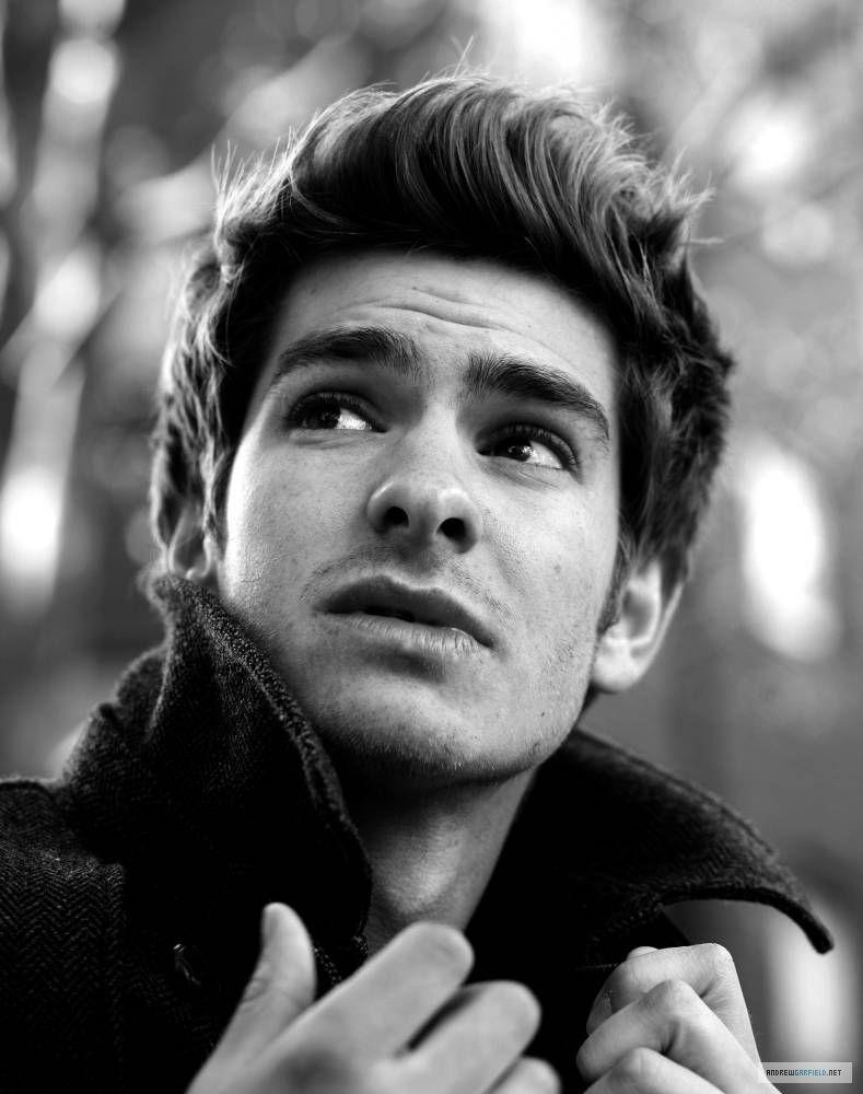 790x1000 Andrew Garfield, Phone