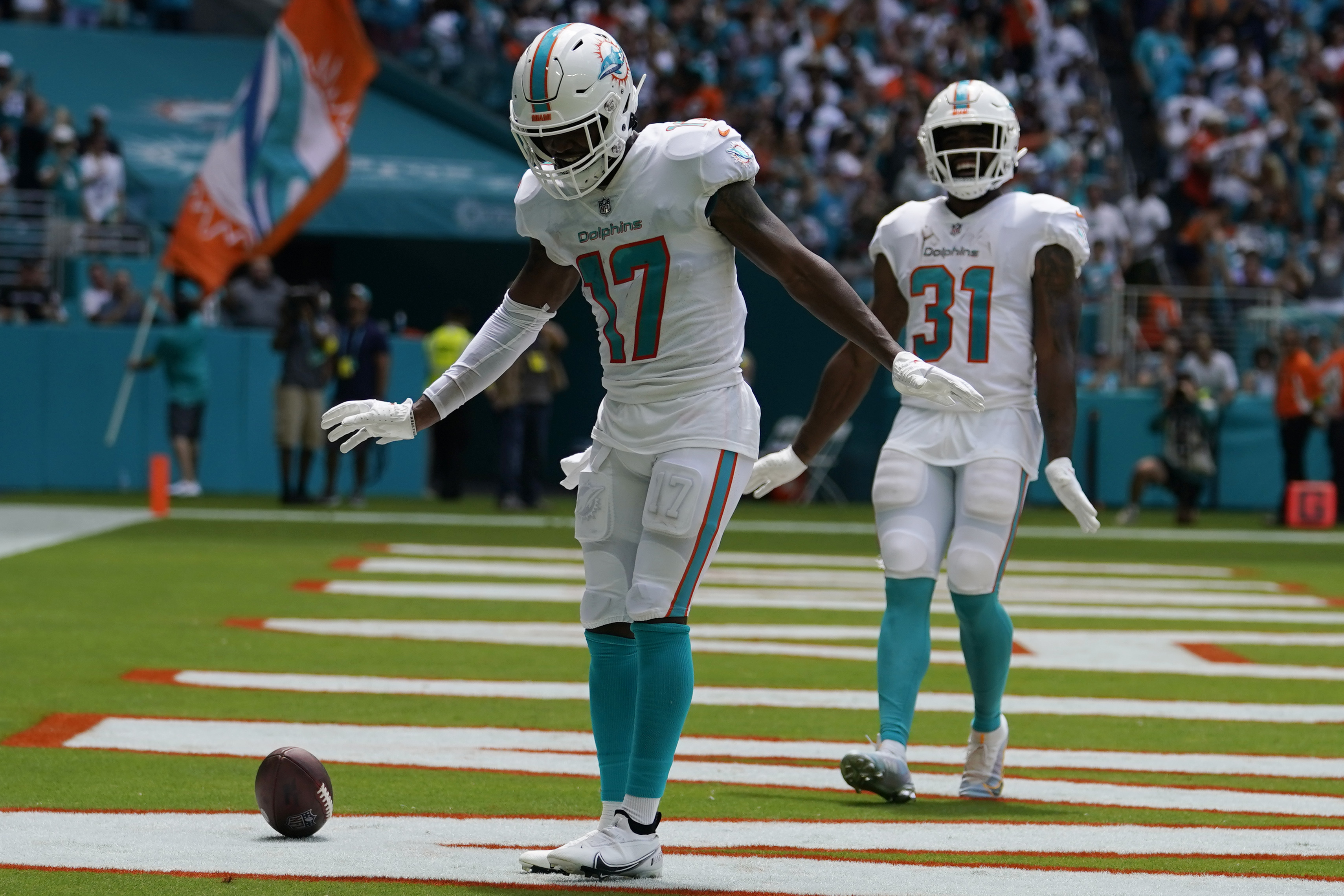 3420x2280 McDaniel Era Starts With A Win, Dolphins Top Patriots 20 7. FOX 4 Kansas City WDAF TV. News, Weather, Sports, Desktop