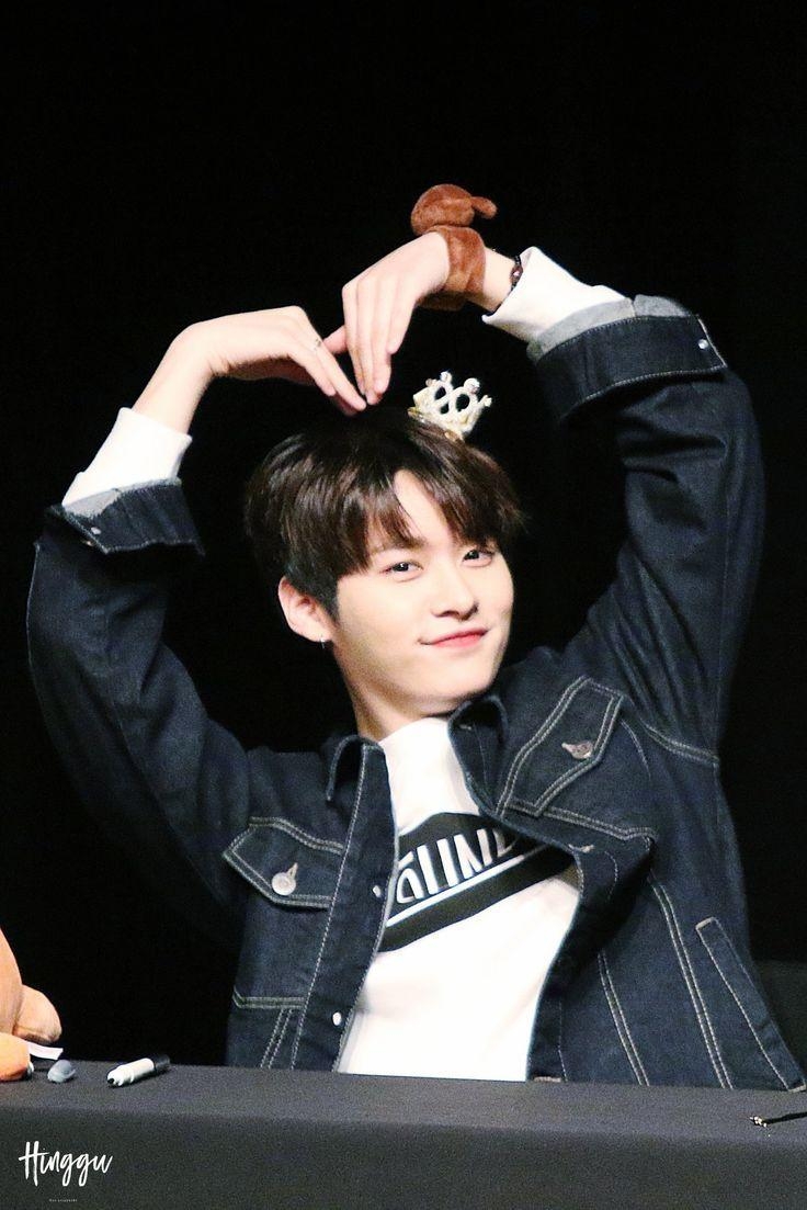 740x1110 Image result for minho stray kids cute. Stray Kids- Lee, Phone