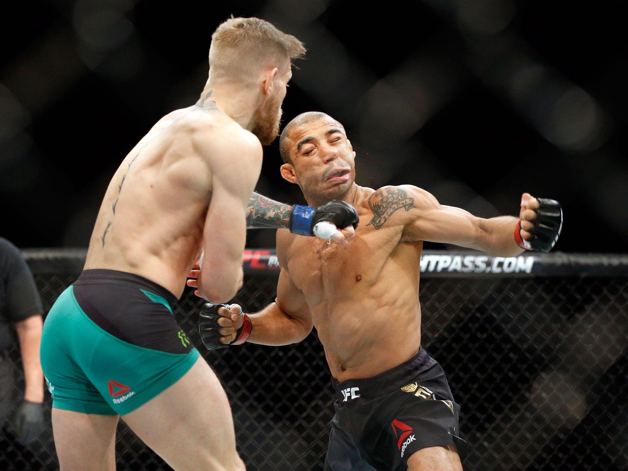 2050x1540 Conor Mcgregor Mid Punch, Desktop