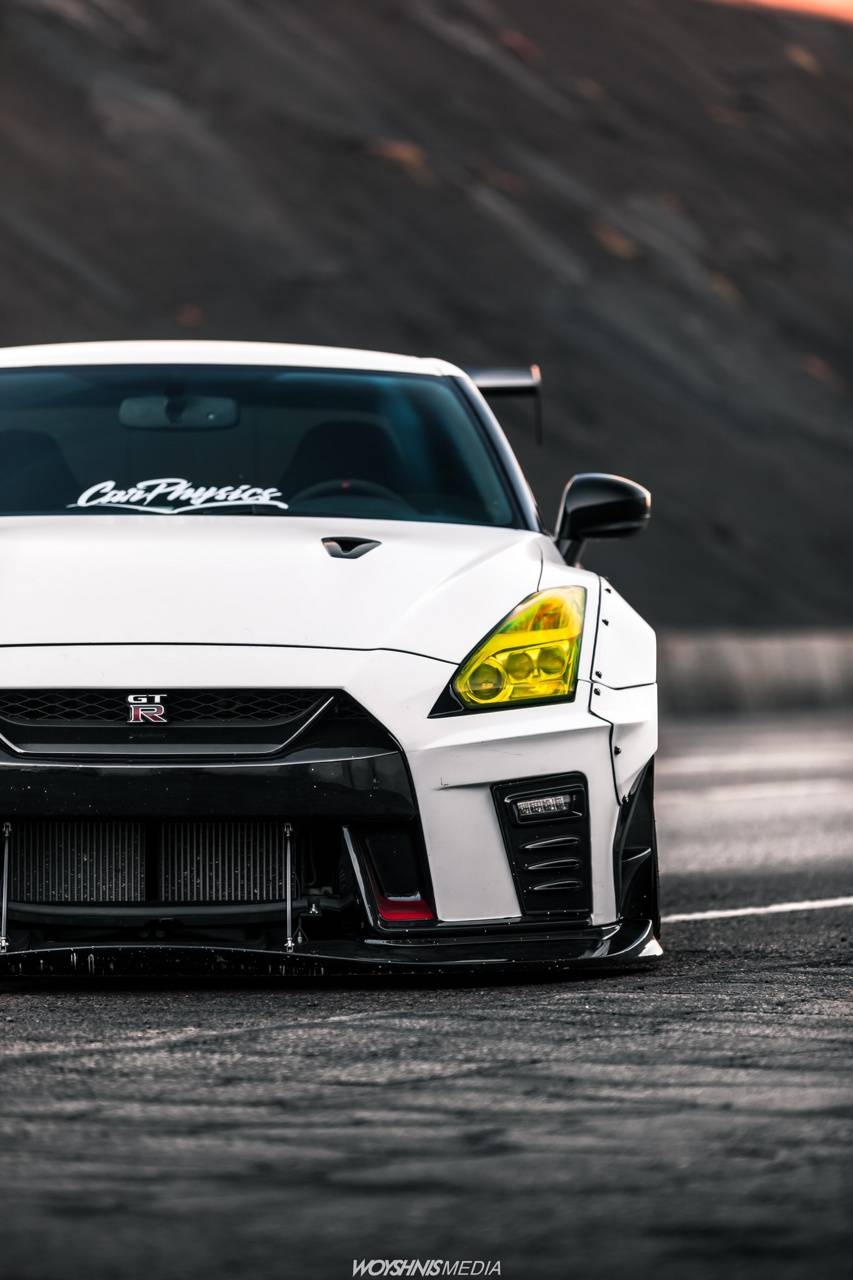 860x1280 Nissan GT R R35 Wallpaper, Phone