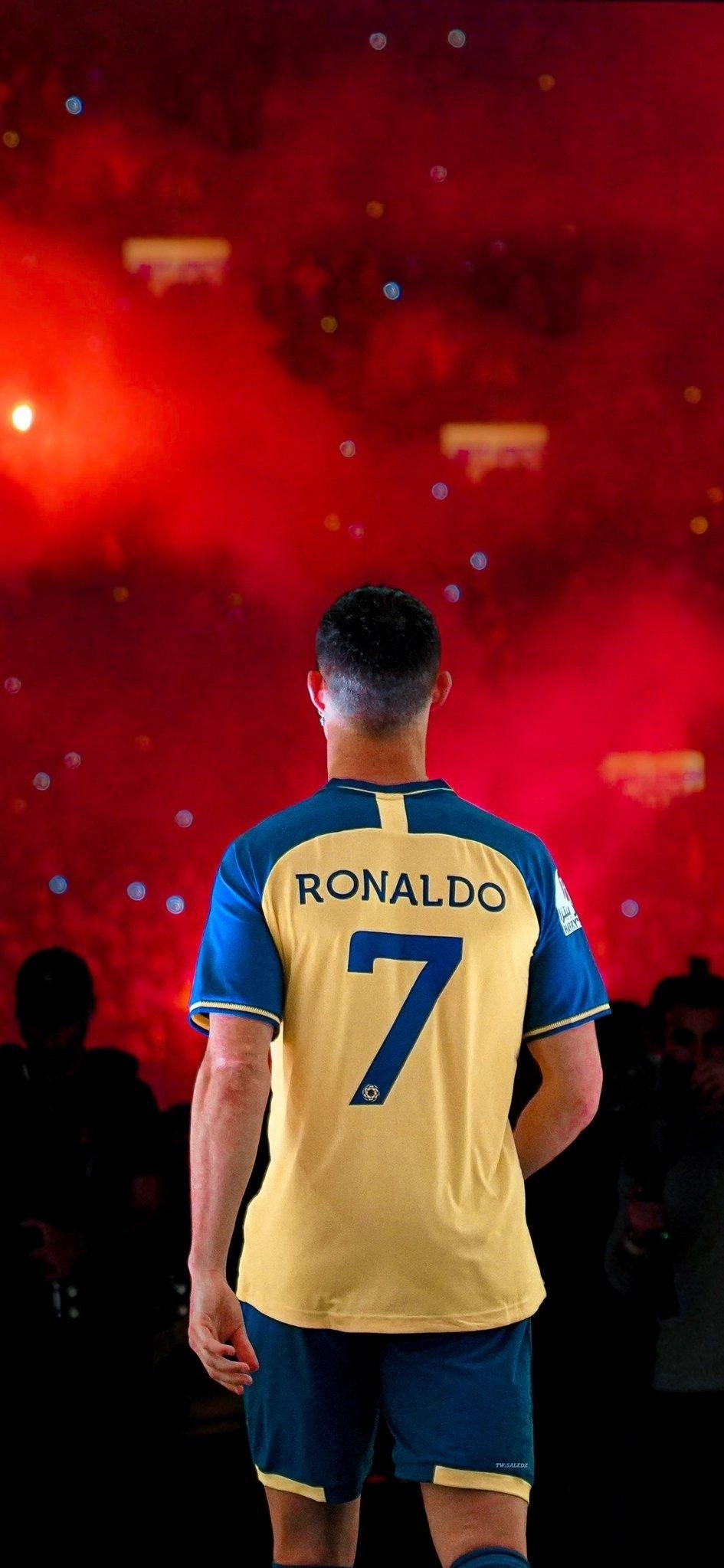 950x2050 Cristiano Ronaldo Al Nassr Wallpaper Free Cristiano Ronaldo Al Nassr Background, Phone