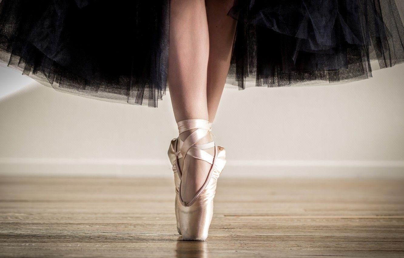 1340x850 Wallpaper feet, skirt, ballerina, Pointe shoes image for desktop, Desktop