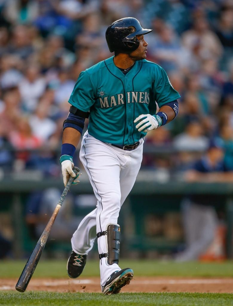 780x1030 Robinson Cano Baseball Players Wallpaper, Phone