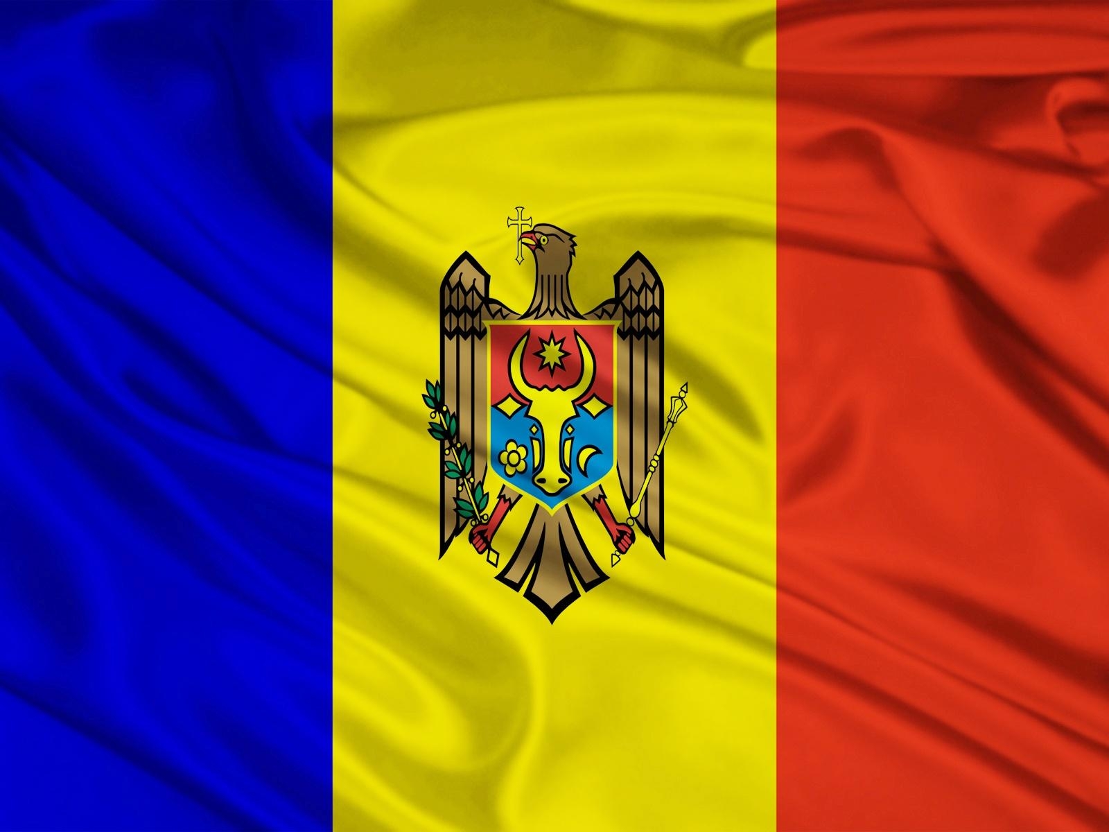 1600x1200 Moldova flag Twitter Header Photo, Desktop