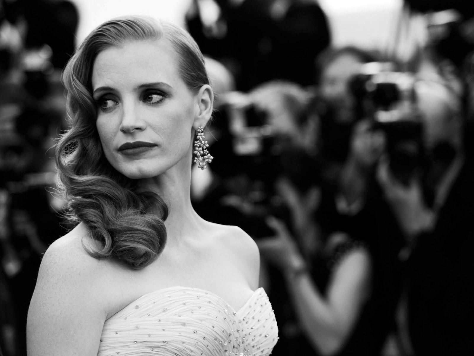 1600x1200 Monochrome Jessica Chastain Wallpaper 7201, Desktop