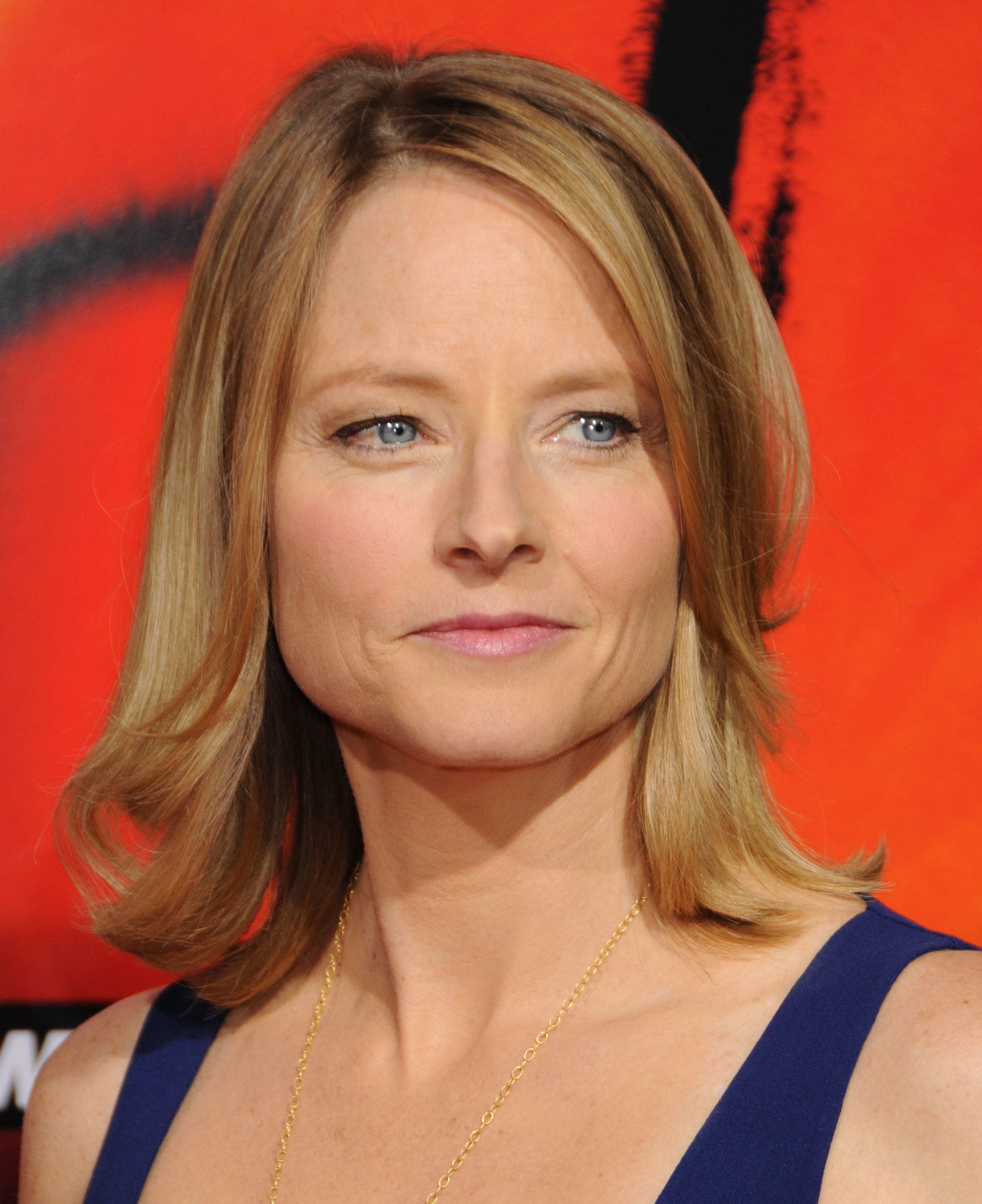 2940x3600 Jodie Foster HD Desktop Wallpaperwallpaper.net, Phone